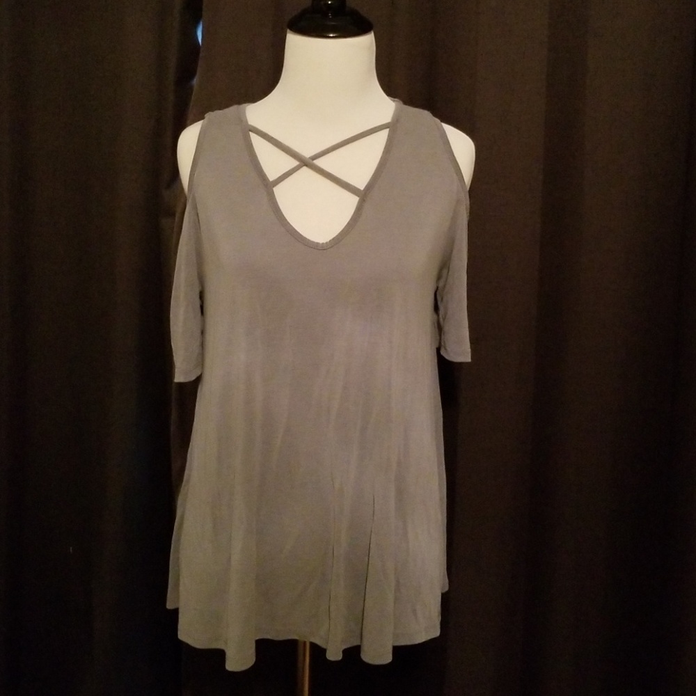 Slate blue cold shoulder size L